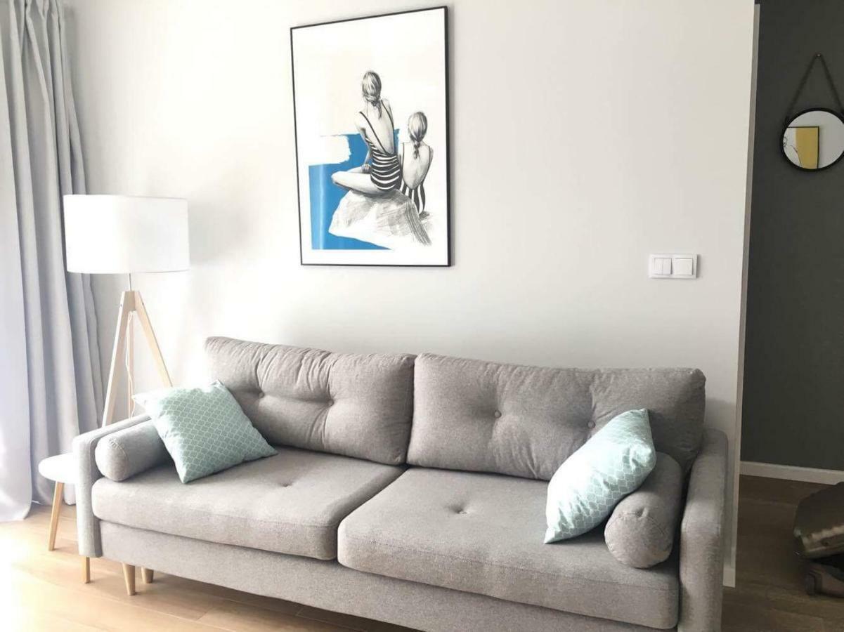 Apartament Sloneczny Dwie Sosny ウストロニエ・モルスキエ エクステリア 写真